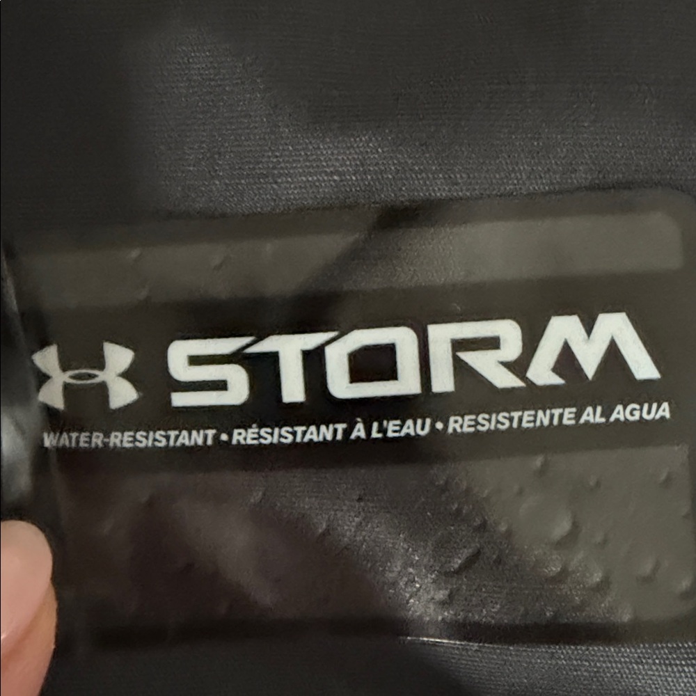 Under Armour - Picture 2 of 5